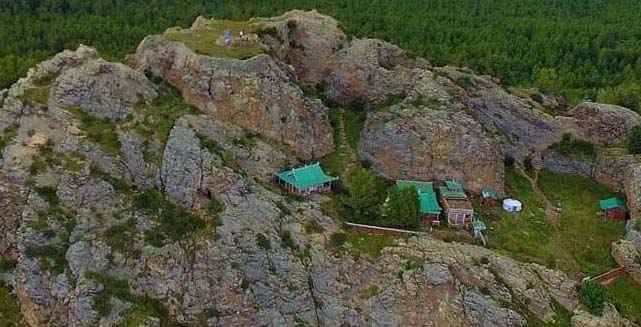 Monastère de Tövkhön